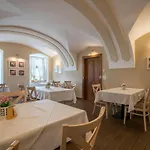 Hotel Kúria - Beckov
