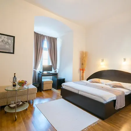 Hotel Kúria - 3*