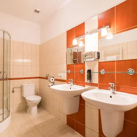 Hotel Kúria - 3*