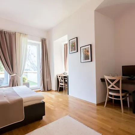 Kuria - Hotel